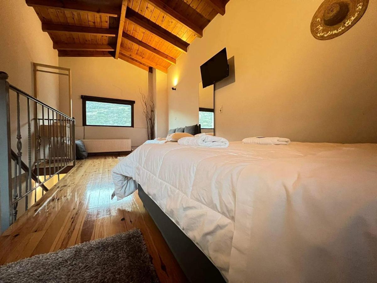 Guesthouse Mouses Kalavryta Exterior photo
